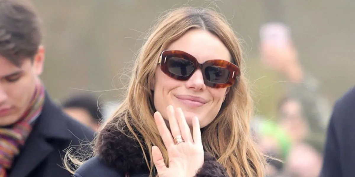 Loewe Chunky Anagram LW40114I 53A - As Seen On Camille Rowe & Archie Madekwe