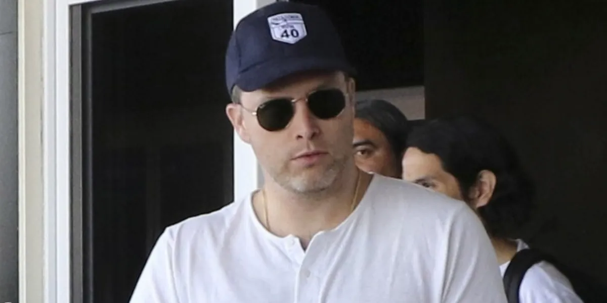 Ray-Ban RB 3548N 001 Hexagonal Gold With Flat Lenses - As Seen On Dwyane Wade & Molly-Mae