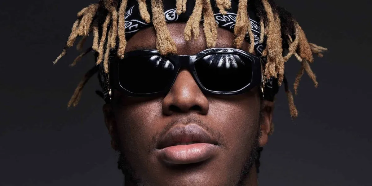 Versace 4361 GB1/87 Medusa Biggie Sunglasses - As Seen On Sabrina Carpenter & Kim Kardashian